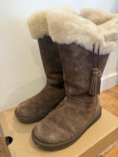 Vintage UGG Plumdale Charm boots in chestnut brown suede Size 3.5 1984