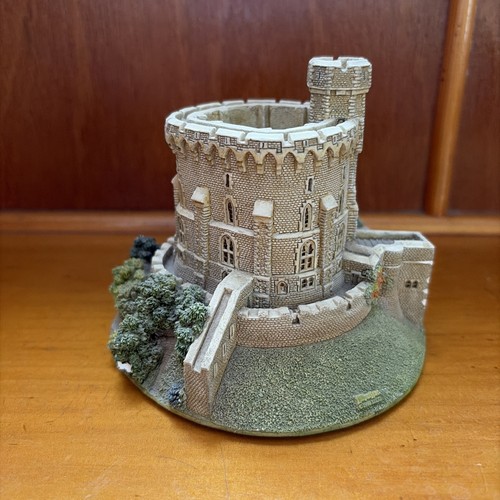 Lilliput lane round tower - lilliput,