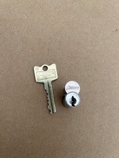 Locksport practice IC core