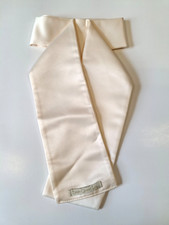 PRE TIED CREAM SATIN TIED