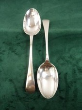 2 Nice Vintage Lee & Wigfull