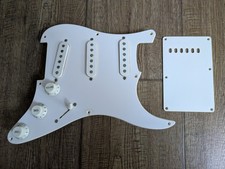 Genuine Squier Strat YAKO