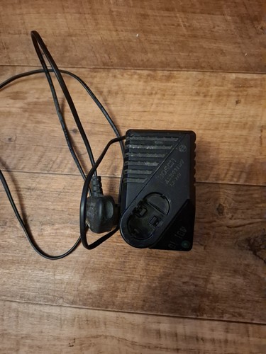 Bosch charger - bosch,