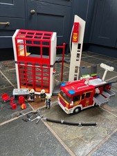 Playmobil 5361 Fire Station + Playmobil 5363 Fire Engine + Figures & Accessories
