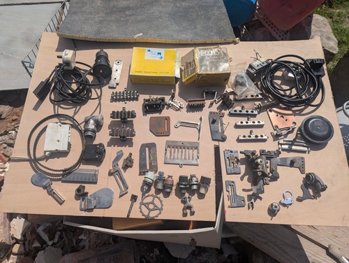 Job lot industrial sewing - industrial,