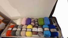 Marriner double knit yarn/wool