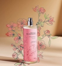 NEXT Apricot Blossom Mango & Mandarin Country Classic Scented Room Spray - 100ml