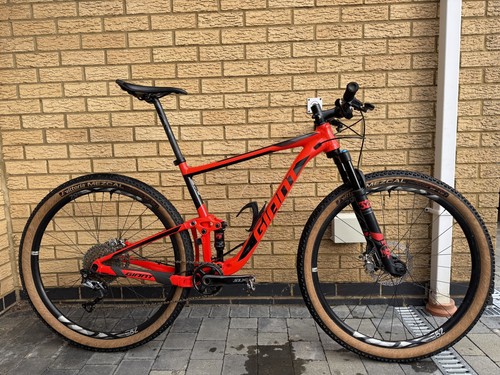 Giant anthem full suspension - giant,