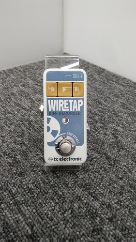Electronic wiretap riff - /,