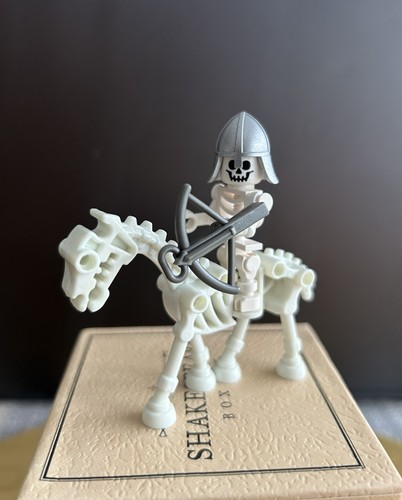 Lego castle minifigure - castle,
