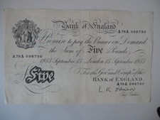 White Fiver £5 note LK O'Brien Prefix A79A 098790 15/Sept/1955 B276 VF(writing)
