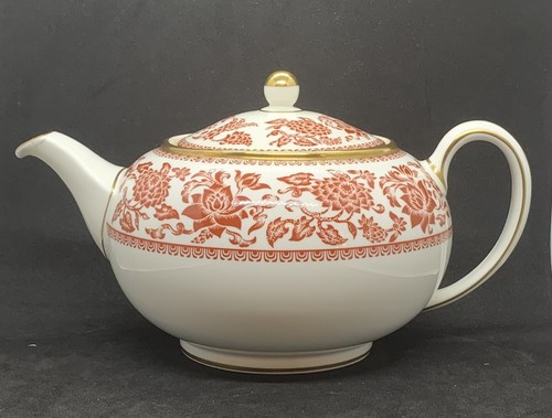Wedgwood red damask teapot - wedgwood,