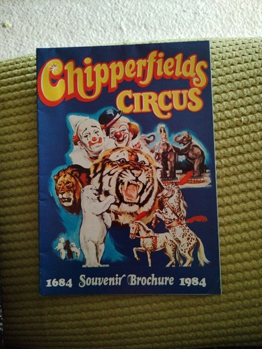Chipperfields circus souvenir - chipperfields,