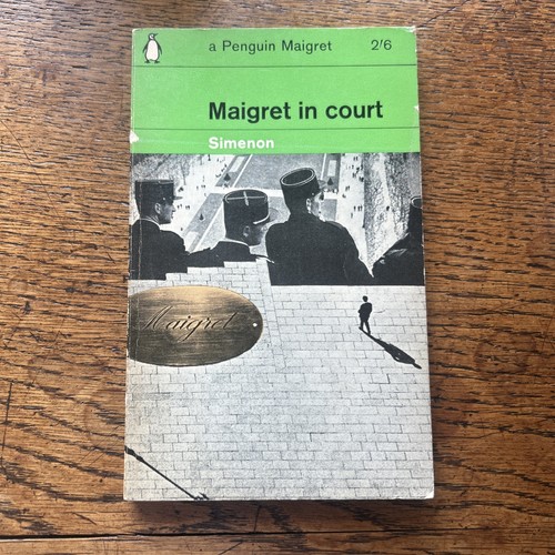 Maigret court simenon - in,