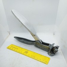 Vintage The Victor Alloy Body