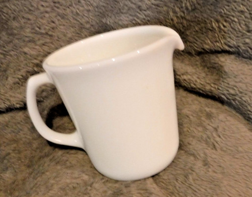 Pyrex white milk glass - milk,