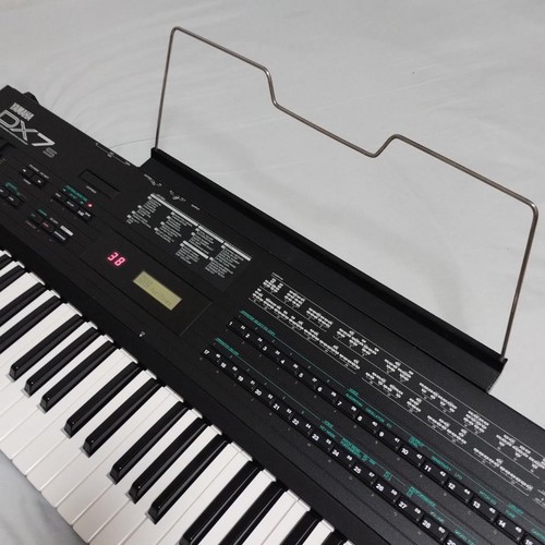 Yamaha dx7 dx7ii - yamaha,