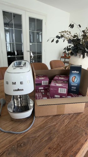 Smeg lavazza coffee machine - lavazza,