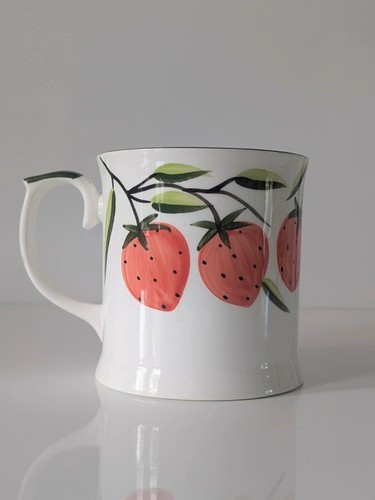 Fine bone china strawberry - fine,