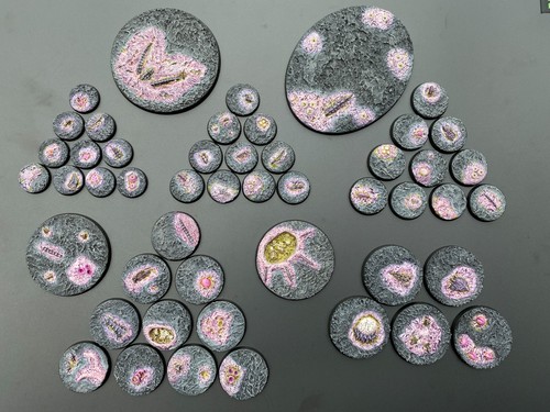 Custom tyranid bases painted - bases,