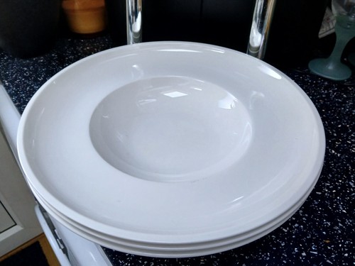 Villeroy boch wide rimmed - &,