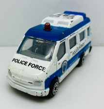 FORD TRANSIT MK 3 POLICE FORCE VAN BLUE & WHITE 787 1:64 35