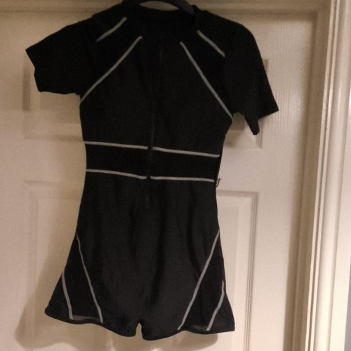 Women black short sleeve - women’s,