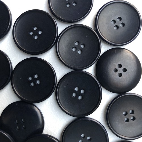 Dark navy corozo buttons - navy,