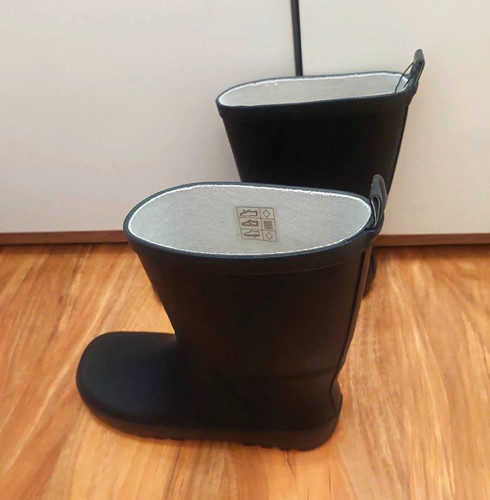 Mad wax black rubber