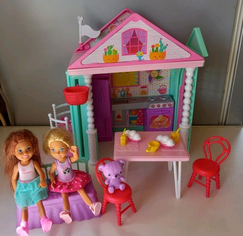 Barbie chelsea clubhouse with - chelsea,