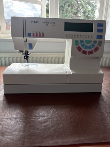 Pfaff creative 7570 sewing and - creative,