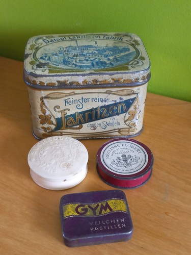 Vintage tins sweets liquorice - vintage,