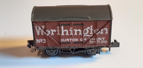 Peco gauge freight van no - gauge,
