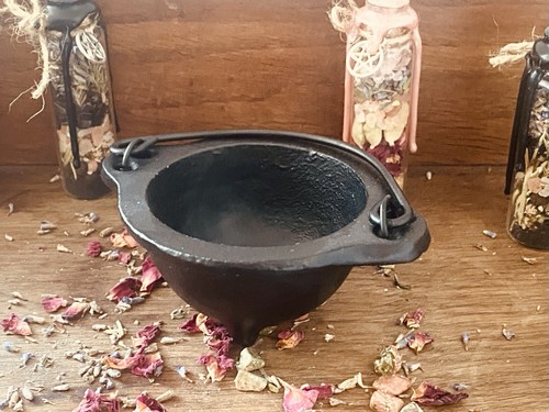 Mini black witch - witch, cauldron