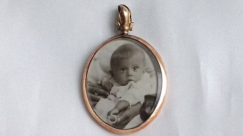 Antique 9ct solid gold - solid,