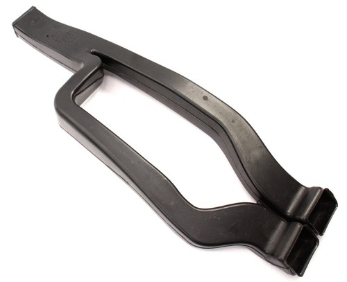Armrest console duct tubing - duct,