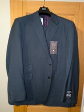 M&S Sartorial Alfred Brown