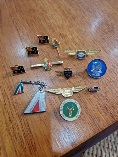 Vintage collectible pin - vintage,