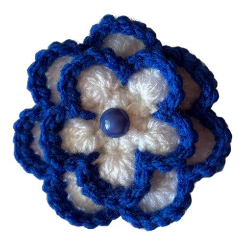 Vintage 90s flower brooch pin - flower,
