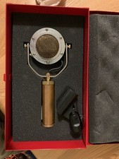 Ear Trumpet Labs Edwina Large Diaphragm Condenser Microphone