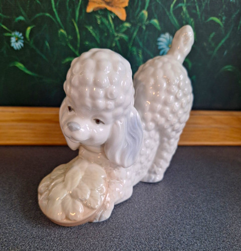 Porceval porcelain poodle - porceval,