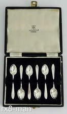 SUPERB 1943 SET OF SIX SOLID STERLING SILVER COFFEE SPOONS BOXED - 41.7grams