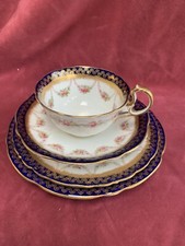 BEAUTIFUL 4 PIECE SETTING