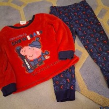 Tu Peppa Pig Fleece Pyjamas. Age 4-5