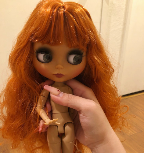 Joint body blythe doll - 12",