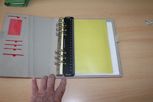 Filofax burgundy with - in,
