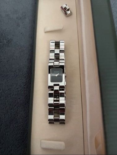 Gucci women watch - gucci,