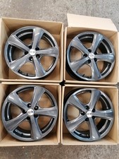 OZ Racing Vela 17x7J refurbished alloy wheels in orbit grey 