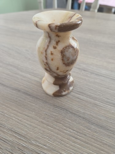 Marble bud vase - vase, cream