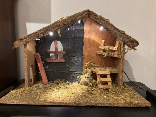 Vintage nativity stable cbc - vintage,